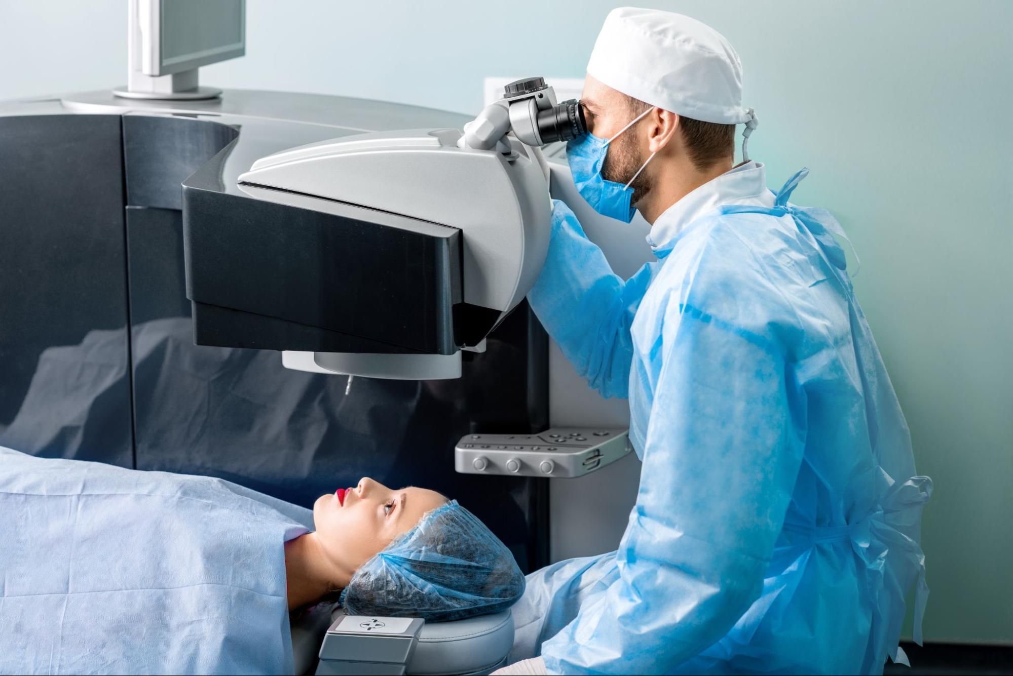 Tìm hiểu về phương pháp mổ đục thủy tinh thể bằng laser 