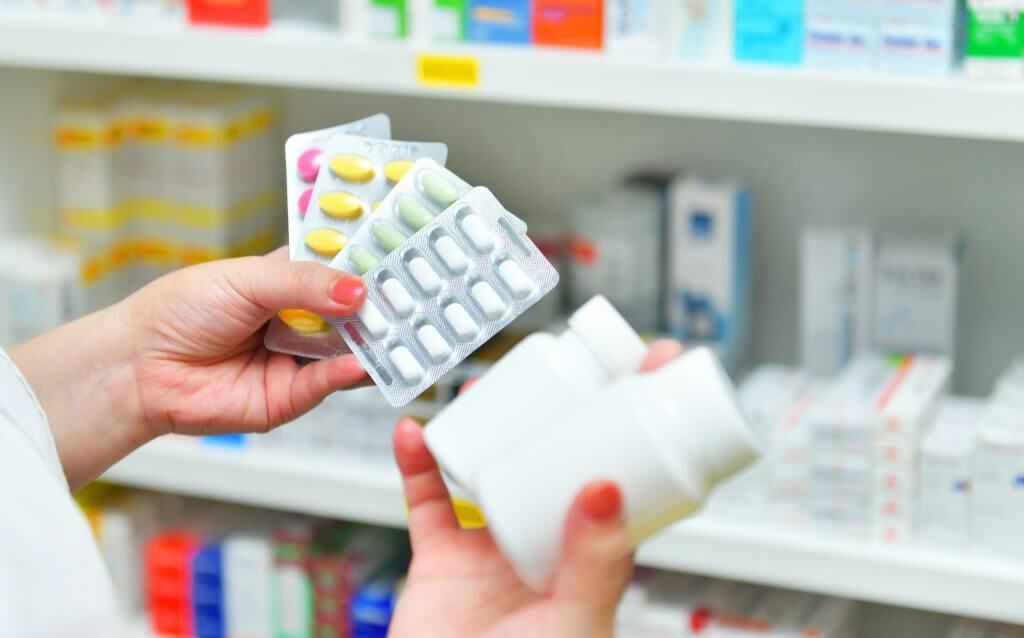 Thoái hóa hoàng điểm là bệnh gì? Phương pháp điều trị thoái hóa hoàng điểm