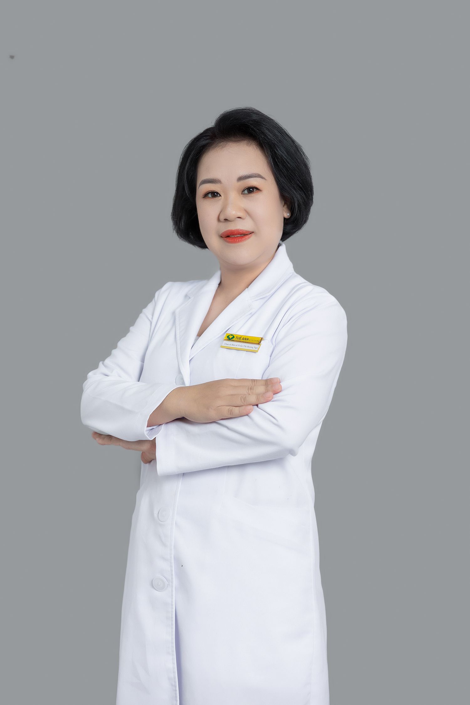 Tiến sĩ, Bác sĩ Trần Thị Hoàng Nga